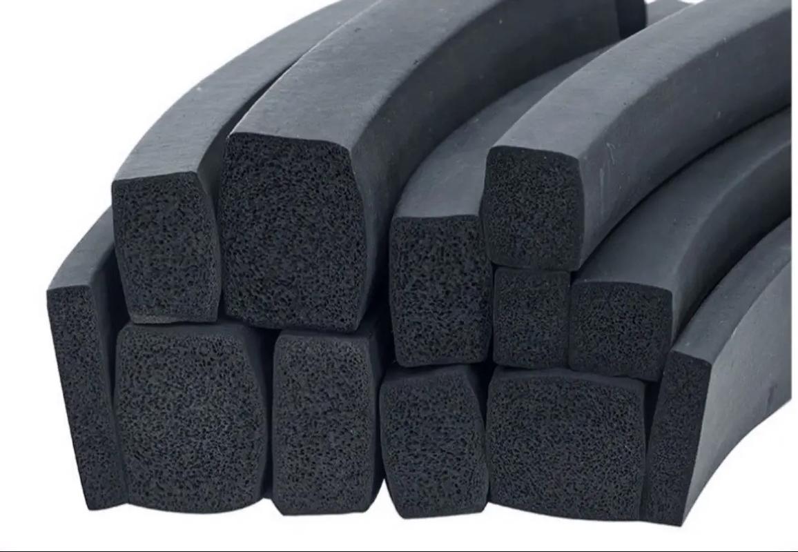 橡膠制品業的發展與應用 聚焦硅膠制品、密封條與汽車零部件